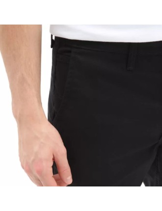 Calças Chino Authentic Relaxed - Preto